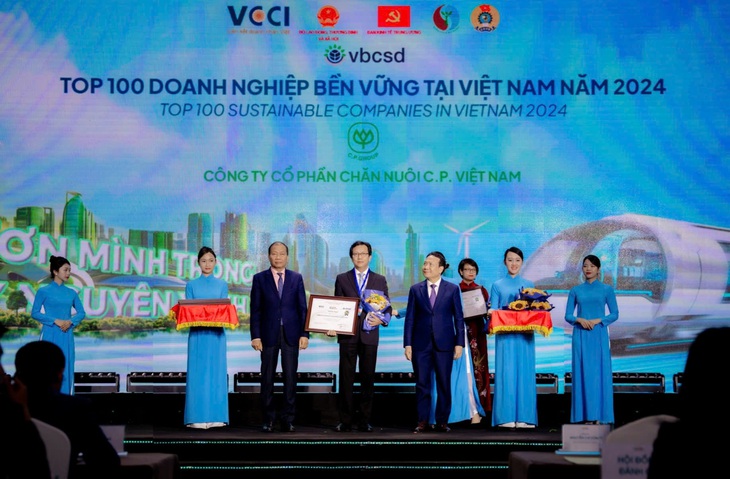 C.P Việt Nam nhận hai giải thưởng uy tín về phát triển bền vững - Ảnh 3.