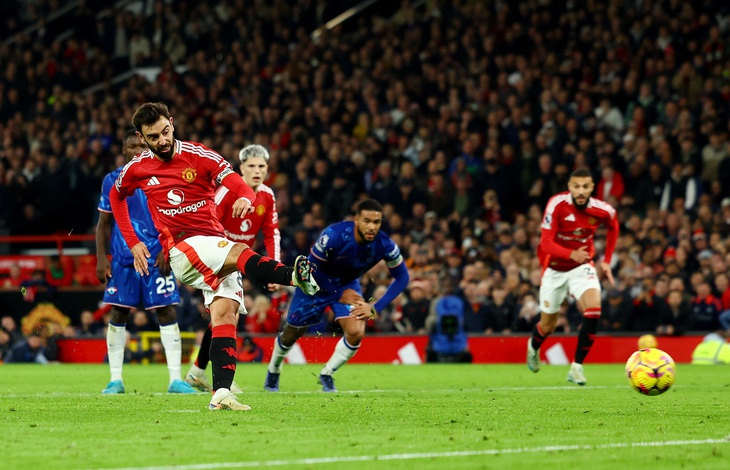 Hòa Man United, Chelsea chen chân vào top 4 - Ảnh 2.