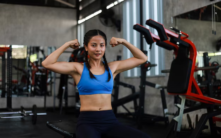 Sao nhân viên phòng gym không nói thẳng là khách phải vay tiền? - Ảnh 2.