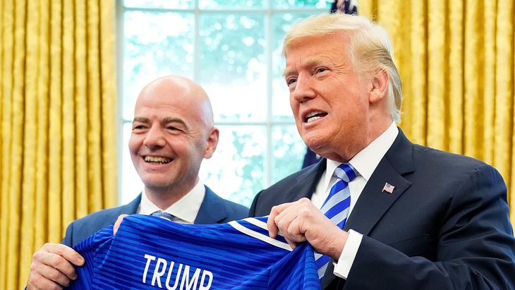 Chủ tịch FIFA chúc mừng chiến thắng của ông Trump - Ảnh 1.