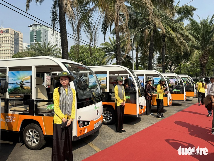 Xe điện 4 bánh có thể kết nối 3 ga ngầm metro và sân bay Tân Sơn Nhất - Ảnh 2.