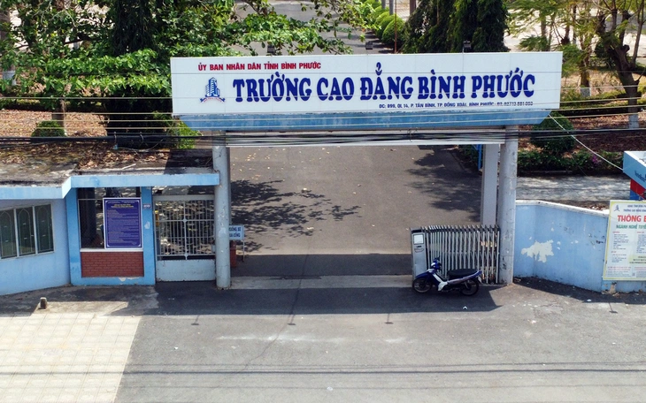 Trường ĐH Sư phạm Kỹ thuật TP.HCM tiếp nhận tài sản công từ Trường cao đẳng Bình Phước - Ảnh 2.