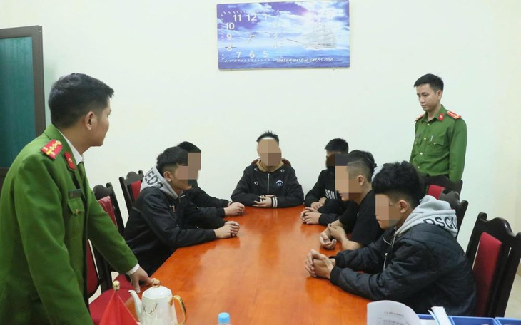 Nam thanh niên không biết bơi nhảy xuống sông và tử vong khi bị rượt đuổi - Ảnh 2.