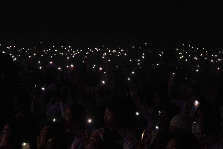 Vé fanmeeting của Nhà Trẻ 'sold-out' chỉ sau 30 giây mở bán - Ảnh 6.