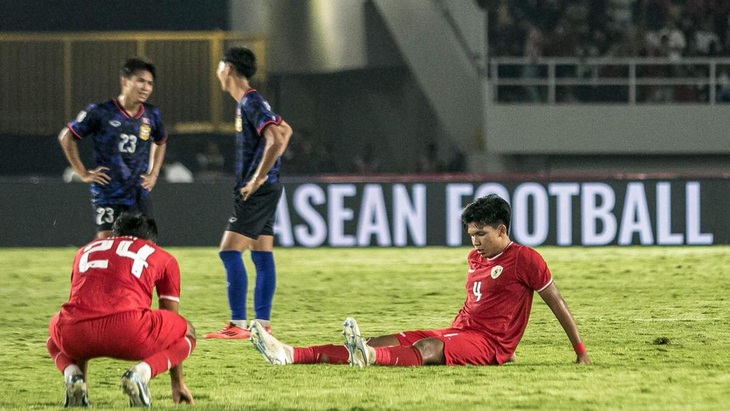 Hòa Lào, HLV Shin Tae Yong chỉ trích ASEAN Cup làm hại cầu thủ - Ảnh 2.