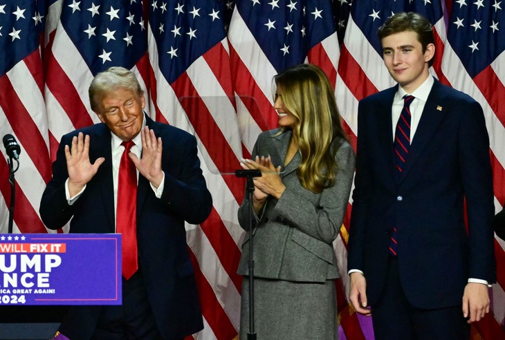 Con trai ông Trump, Barron Trump làm biết bao nữ sinh say nắng ở trường đại học - Ảnh 1.