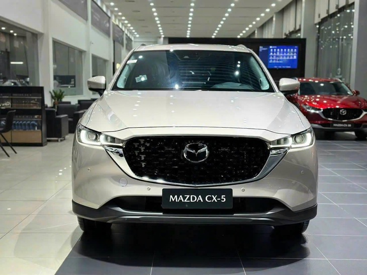 Sau Territory, đối thủ Mazda CX-5 cũng giảm giá niêm yết, còn từ 729 triệu đồng - Ảnh 1.