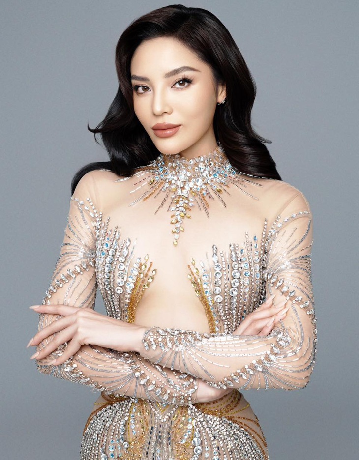 Kỳ Duyên quay phim Tết của Trấn Thành trước khi thi Miss Universe 2024 - Ảnh 3.