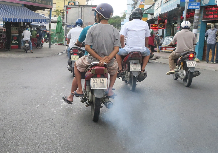 khí thải xe máy - Ảnh 1.