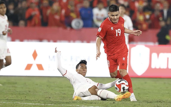  Việt Nam -  Indonesia : 1-0: Quang Hải tỏa sáng! - Ảnh 2.