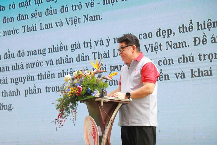 C.P. Việt Nam chung tay bảo tồn sếu đầu đỏ - Ảnh 2.