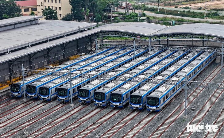 Nhìn thành phố từ buồng lái: Cảm nhận đặc biệt của nữ lái tàu metro  - Ảnh 4.