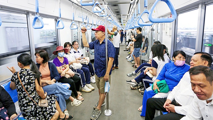 Động lực mới từ metro số 1 - Ảnh 1.