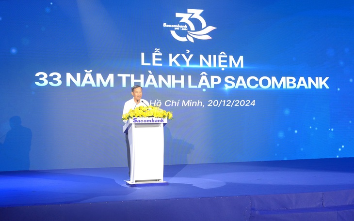 Sacombank 33 năm vững bước đồng hành cùng người dân và doanh nghiệp - Ảnh 1.