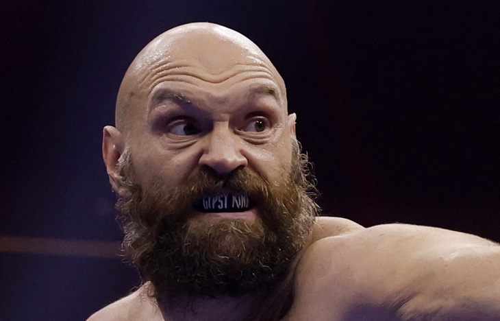 Tyson Fury tố trọng tài 'cướp chiến thắng' - Ảnh 1.