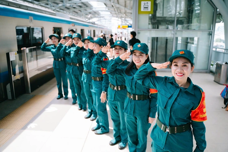 Bộ Nội vụ hướng dẫn xếp lương chỉ huy trưởng, phó chỉ huy trưởng, trợ lý Ban chỉ huy quân sự cấp xã - Ảnh 1. quân sự - Ảnh 1.