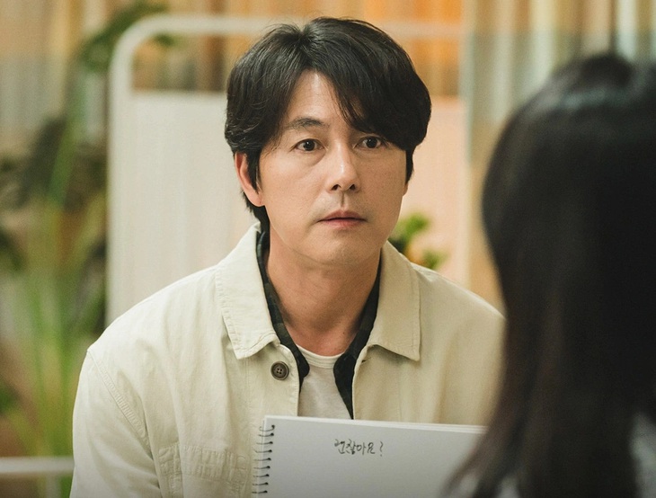 Giải 'Mâm xôi vàng' Hàn Quốc điểm tên Jung Woo Sung là diễn viên tệ nhất 2024 hậu ồn ào bỏ con - Ảnh 2.