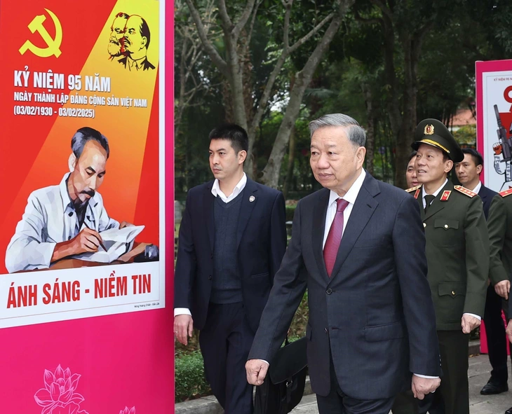 Tổng Bí thư Tô Lâm: Bác vẫn cùng chúng cháu hành quân - Ảnh 2. Bác - Ảnh 2.