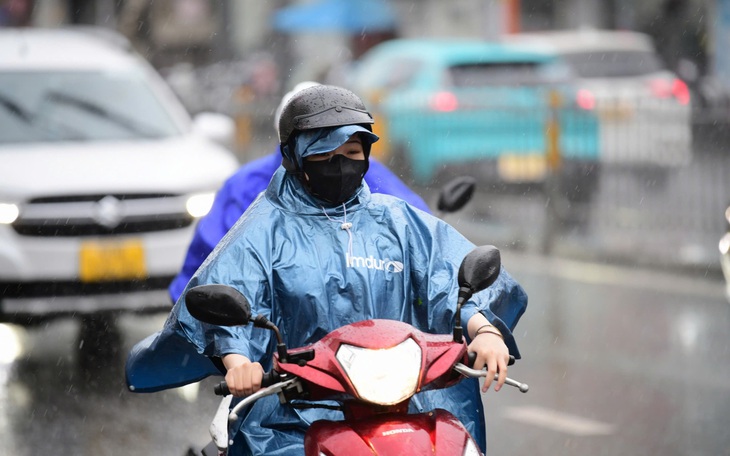 Vào mùa khô mà Trà Vinh, Cà Mau mưa trái mùa hơn 100mm - Ảnh 2.