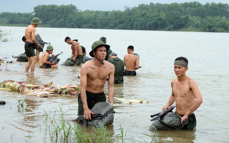 Hứa Vĩ Văn: ‘2 năm sau Đất rừng phương Nam, tôi mới muốn đóng phim trở lại’ - Ảnh 7.