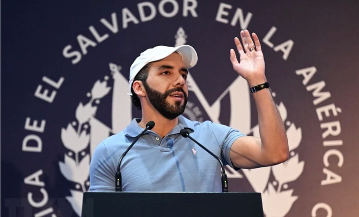 Tổng thống El Salvador, ông Nayib Bukele phát biểu tại San Salvador ngày 4-2-2024 - Ảnh: AFP/TTXVN