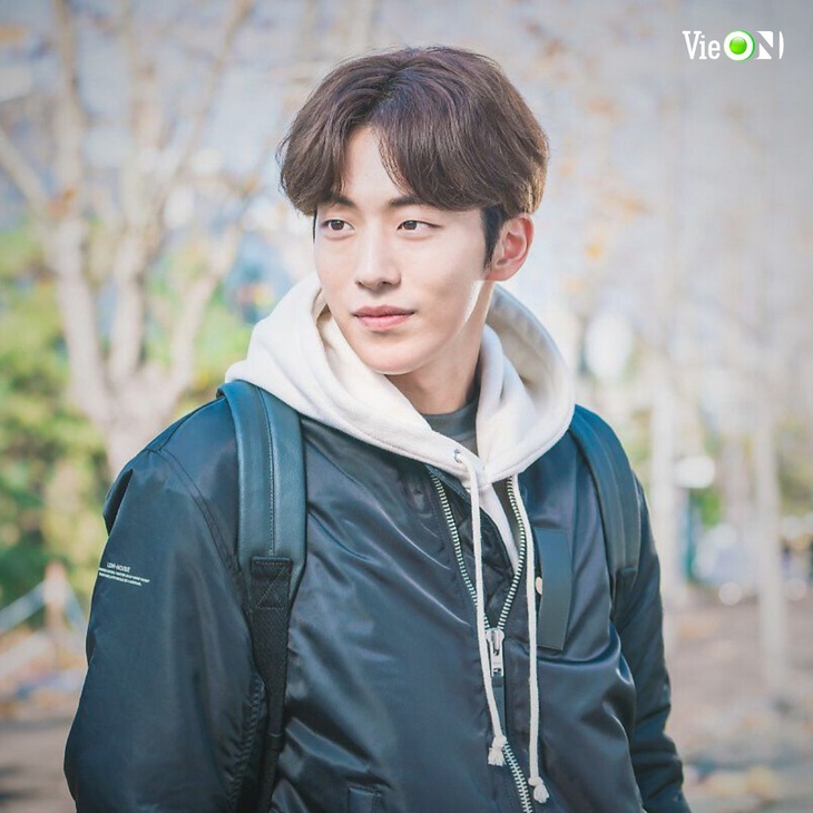 Nam Joo Hyuk gây ấn tượng với vai Jung Joon Hyung trong Tiên nữ cử tạ