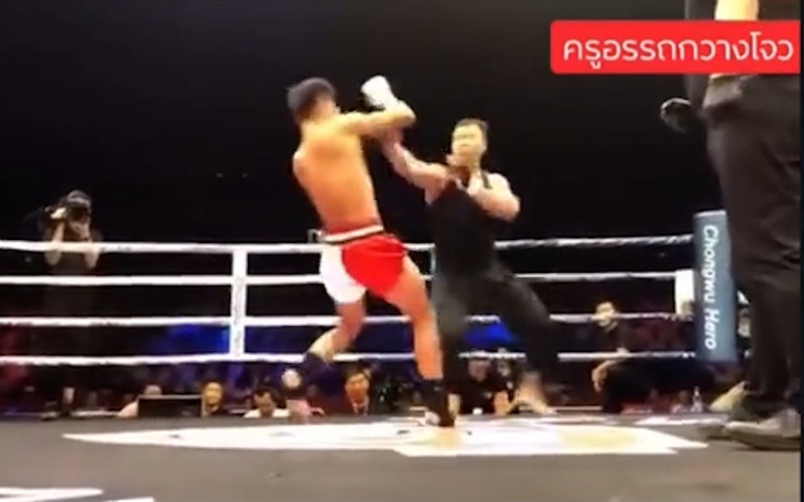 Võ sư Vịnh Xuân bị võ sĩ Muay Thái hạ knock out