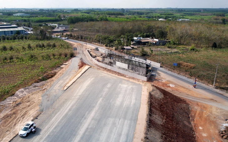 Bộ đề nghị lãnh đạo Đồng Nai gỡ vướng mặt bằng làm cao tốc Biên Hòa - Vũng Tàu