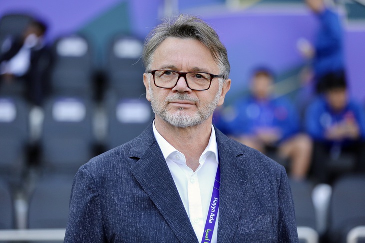 HLV Philippe Troussier tại Asian Cup 2023 - Ảnh: HOÀNG TUẤN