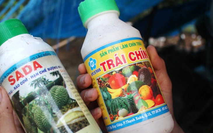 Bắt hai người 'hùn vốn' gần 1 tỉ đồng buôn lậu thuốc làm chín sầu riêng - Ảnh 5.