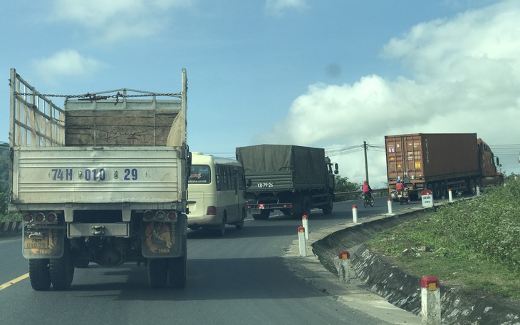 Bộ Giao thông vận tải thống nhất tăng vốn nhà nước tại cao tốc Cam Lộ - Lao Bảo - Ảnh 3.