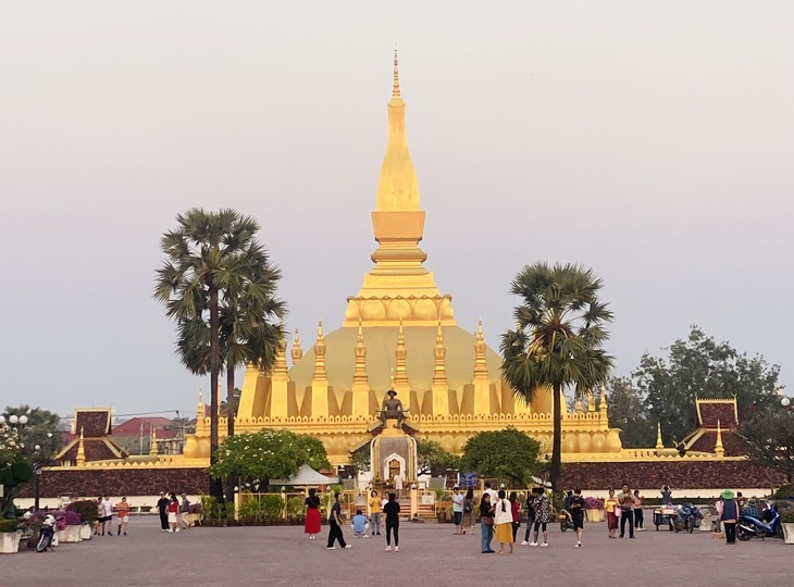 Chùa That Luang - ngôi chùa vàng nổi tiếng của Lào.