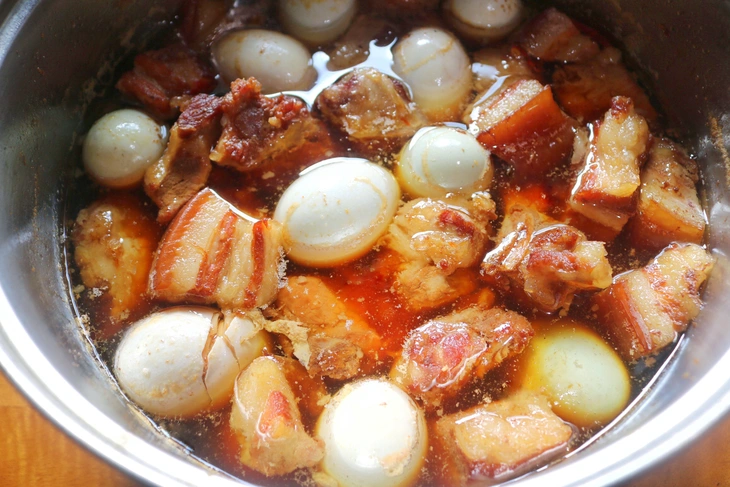 Khẩu vị người Việt ưa món chế biến từ thịt heo, nhưng có một số người không nên ăn - Ảnh 2. Khẩu vị người Việt ưa món chế biến từ thịt heo, nhưng có một số người không nên ăn - Ảnh 2.