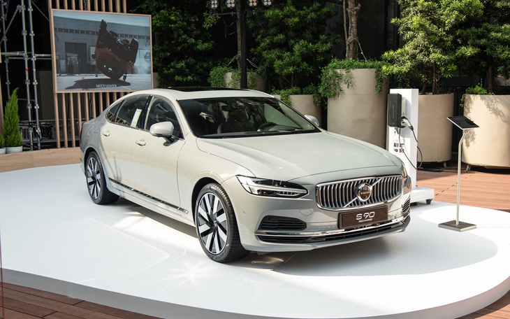 Volvo làm mới đội hình sedan chủ lực: ES90 mới toanh, S90 facelift đồng loạt ra mắt tháng 3 - Ảnh 4.