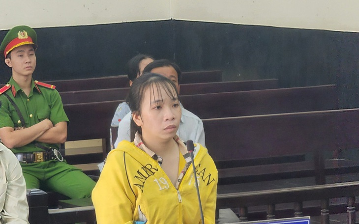 Lên mạng xã hội đặt làm giấy đất giả để lừa đảo hơn 620 triệu đồng - Ảnh 2.