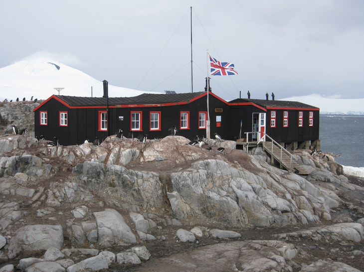  Bưu điện Port Lockroy - Ảnh: BRITISH ANTARCTIC TERRITORY