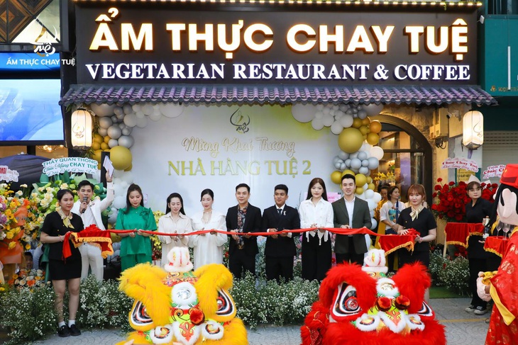 Ẩm thực Chay Tuệ khai trương chi nhánh 162 Trần Hưng Đạo- Ảnh 1. Ẩm thực Chay Tuệ khai trương chi nhánh 162 Trần Hưng Đạo- Ảnh 1.
