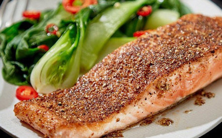 Ăn cá hồi liệu có tốt? - Ảnh 2.