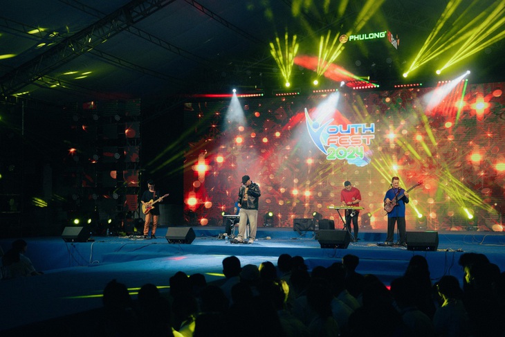 Âm nhạc sôi động tại Youth Fest 2024 - Ảnh: THANH HIỆP