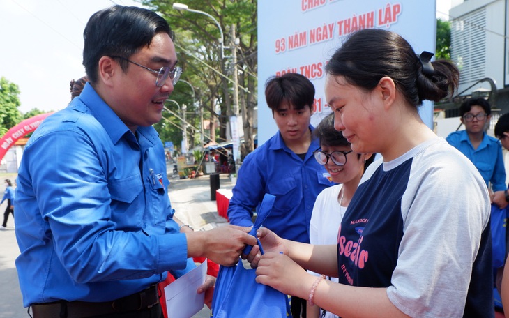 Lan tỏa làm việc tốt trong Ngày Đoàn viên mừng sinh nhật Đoàn