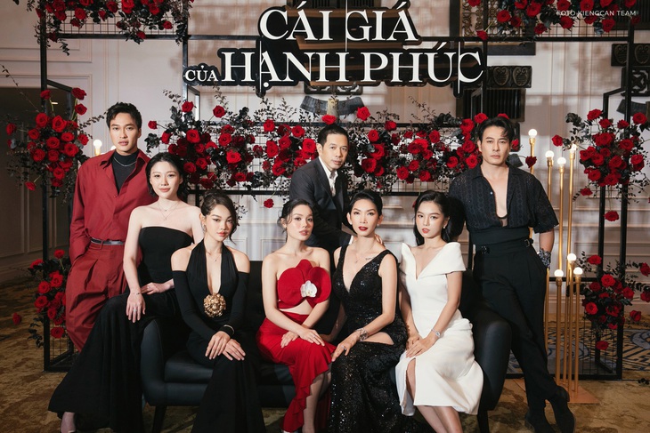 Phim của 'ông hoàng phòng vé' Thái Hòa dời lịch chiếu vì né... Lý Hải- Ảnh 4. Dàn diễn viên của 'Cái giá của hạnh phúc'