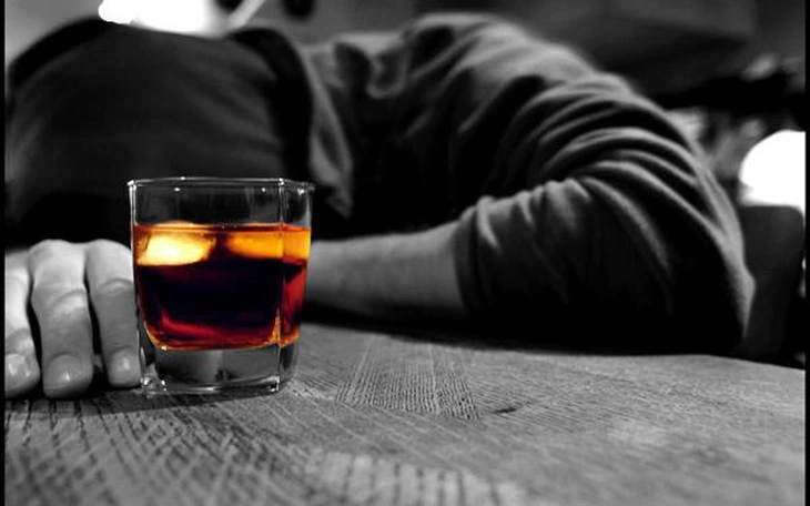 Đỏ mặt khi uống rượu: dấu hiệu tim gặp nguy? - Ảnh 2.