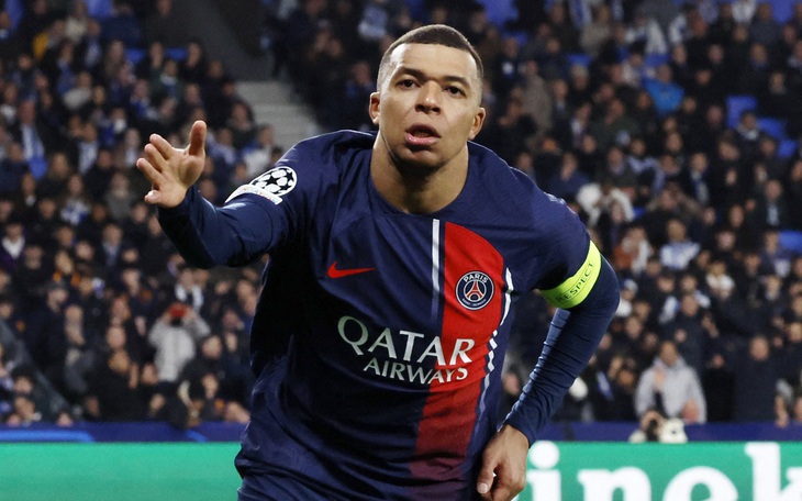 Mbappe khiến cổ động viên ngỡ ngàng