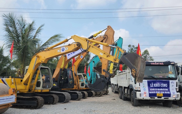 Đường Hồ Chí Minh qua Kiên Giang - Bạc Liêu có thể chậm tiến độ - Ảnh 2.