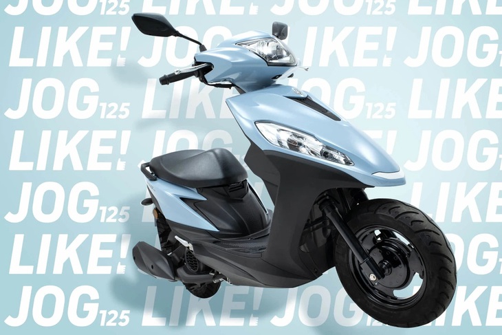 Tuy nhiên, Yamaha Jog 125 lại sử dụng khối động cơ 125cc cùng mức giá cao hơn hẳn đối thủ. Ở Việt Nam, Honda Vision hiện có giá niêm yết từ 31,1 triệu đến 36,6 triệu đồng tùy từng phiên bản. Giá quy đổi của Yamaha Jog 125 khá tiệm cận Air Blade 125 (từ 42 triệu đồng) và Vario 125 (từ 40,7 triệu đồng), nhưng sau khi gánh thêm chi phí và thuế phí khi nhập về thì Jog 125 lại gần hơn với SH mode 125 phiên bản đặc biệt (hơn 63 triệu đồng)