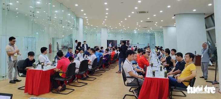 Chỉ cái gầm tam cấp cho thuê thu về 372 triệu/năm, Đà Nẵng làm thế nào?- Ảnh 2. Cung thể thao Tiên Sơn được lập đề án cho thuê theo lượt/buổi/ngày. Năm 2023 thu được hơn 1,4 tỉ đồng từ cho thuê - Ảnh: TRƯỜNG TRUNG
