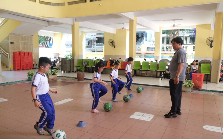 Trời nắng nóng, TP.HCM yêu cầu các trường điều chỉnh thời khóa biểu