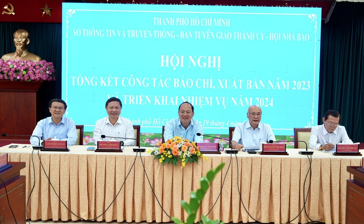 Hội nghị tổng kết công tác báo chí, xuất bản năm 2023 và triển khai nhiệm vụ năm 2024 - Ảnh: HỮU HẠNH