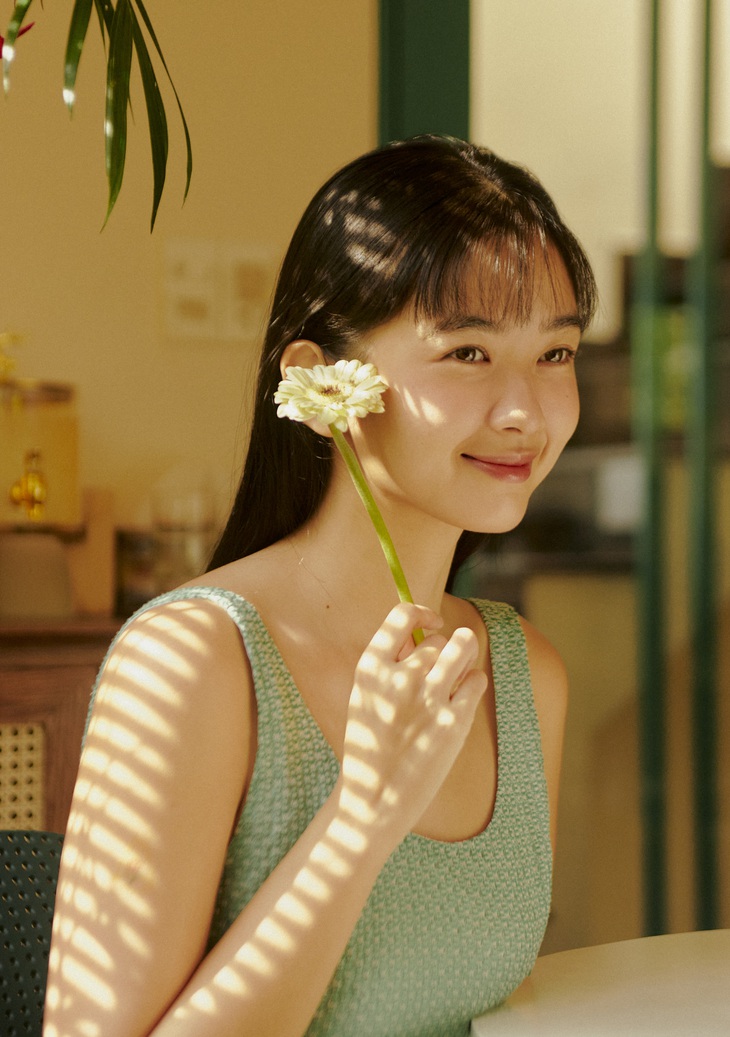 Ngọc Xuân đẹp trong trẻo trong 'Ngày xưa có một chuyện tình'- Ảnh 2. Vẻ đẹp trong trẻo của Ngọc Xuân