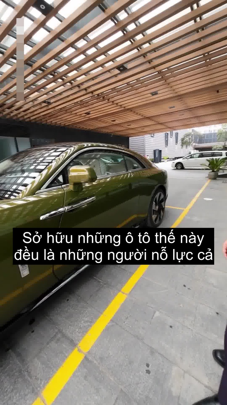 Nhân viên Rolls-Royce tiếp khách bình dân như VIP, dân mạng ca ngợi đẳng cấp- Ảnh 10.